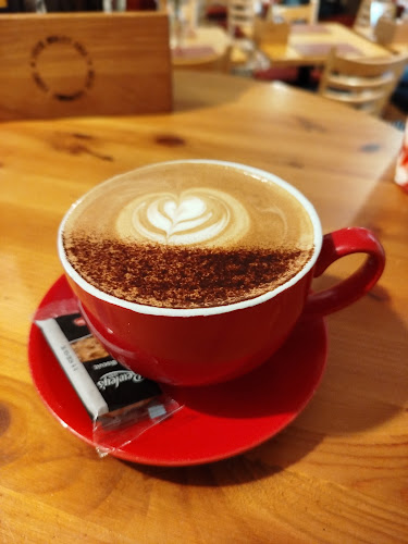 Pats Cafe, Killarney Rd, Castleview, Castleisland, Co. Kerry