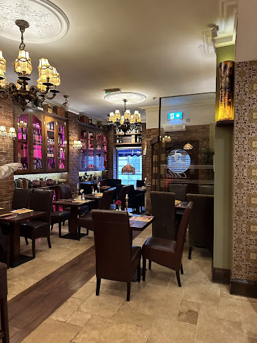 Il Padrino Restaurant - Hospitality and gastronomy