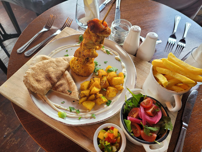 Opinii despre The River Restaurant,Riverstown în Riverstown - Hospitality and gastronomy