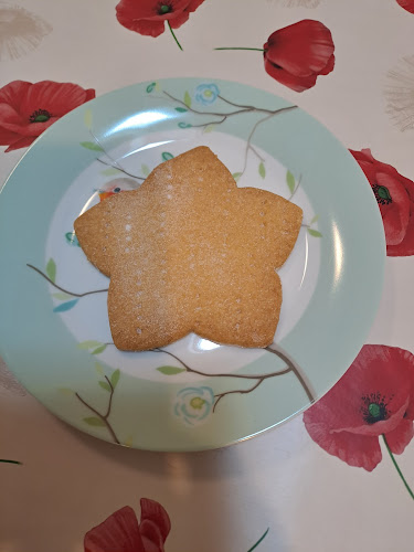 Comentarii opinii despre Esther's Home Bakes