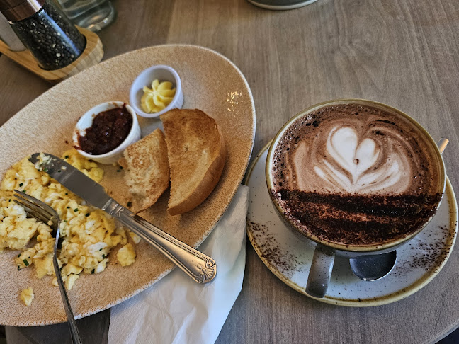 Opinii despre Corrib House Tea Rooms & Guest Accommodation în Galway - Hospitality and gastronomy