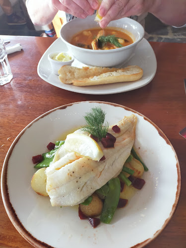 Crookhaven Inn - Hospitality and gastronomy