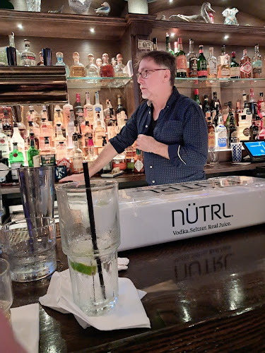 Comentarii opinii despre The Salmon Pool Bar