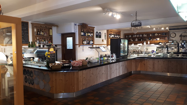 Beehive Crafts and Gifts