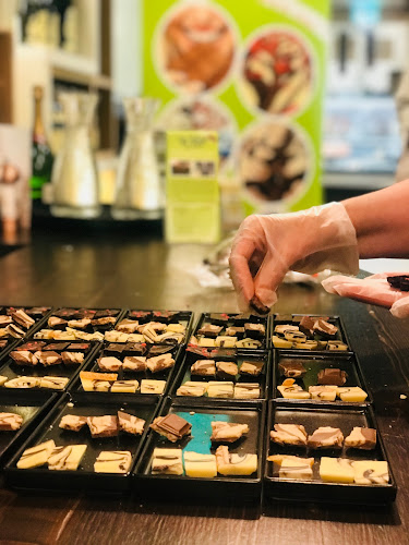 Alex Findlater and Company Ltd - Hospitality and gastronomy