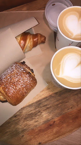 Comentarii opinii despre No13 The Factory