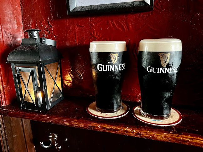 Comentarii opinii despre Tom Collins' Bar