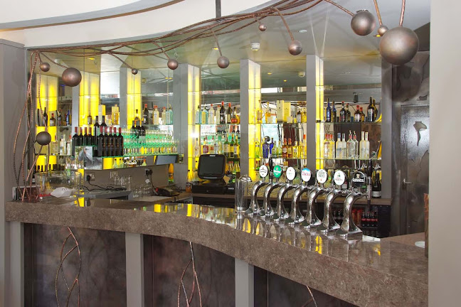 Comentarii opinii despre Mount Oval Bar & Restaurant