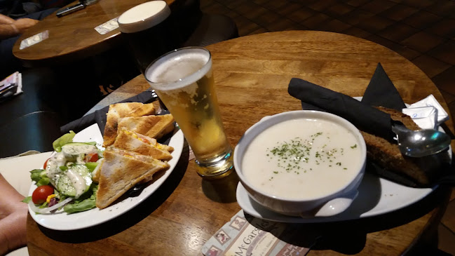 J TURNERS BAR - Hospitality and gastronomy