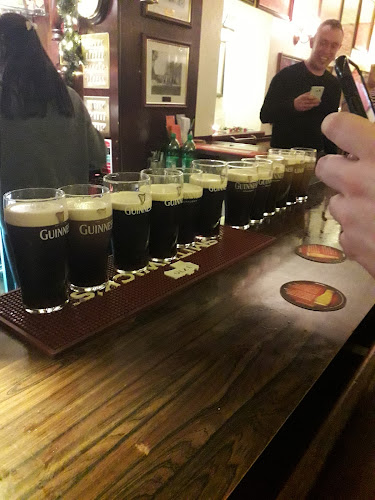 Opinii despre Cunninghams Bar And Lounge în Co. Galway - Hospitality and gastronomy