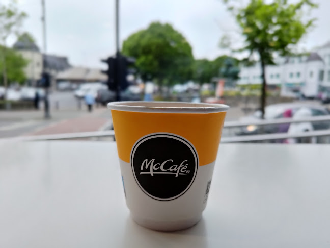 McDonald's - Hospitality and gastronomy