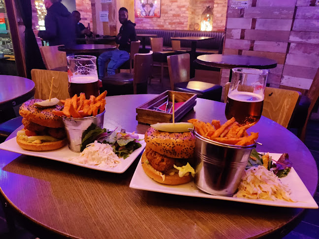 HEERY'S Bar & Restaurant - Hospitality and gastronomy