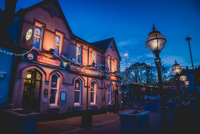 Cronin's Pub - Hospitality and gastronomy