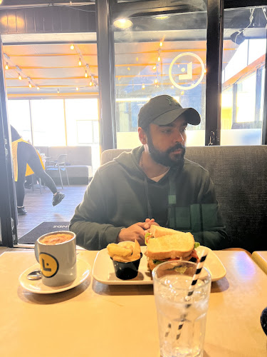 Comentarii opinii despre Look Mam Hospitality Group