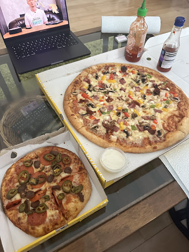 Pizza Max Trim - Hospitality and gastronomy