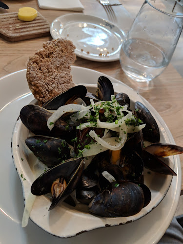 76 Main St, Cashel, Co. Tipperary, E25 NY58