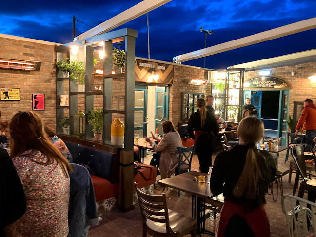 Carpenters Bar Lounge & Restaurant - Carlow