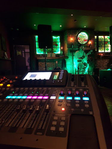 Comentarii opinii despre Costellos Milk Market Bar