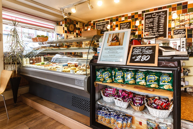 Comentarii opinii despre Pink Rose Cafe