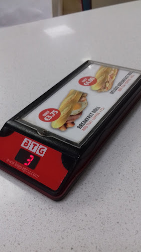 Comentarii opinii despre Supermac's & Papa John's