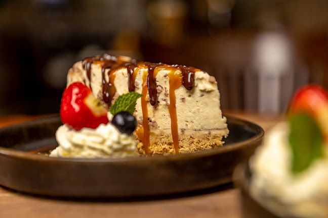 McHughs Traditional Pub & Restaurant - Hospitality and gastronomy