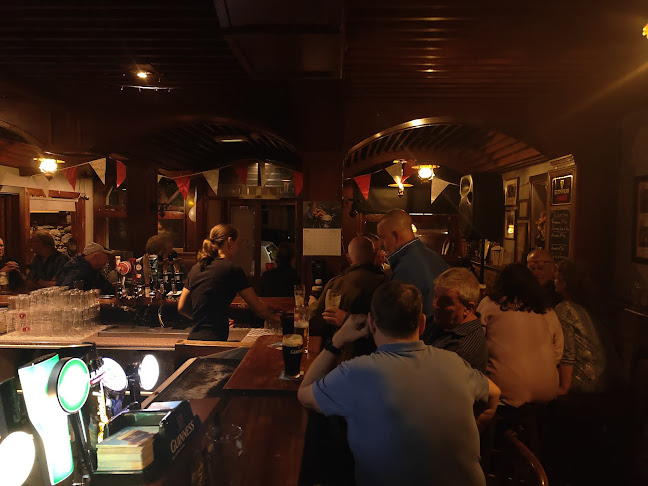 Gibbons' Pillar House Bar - Hospitality and gastronomy