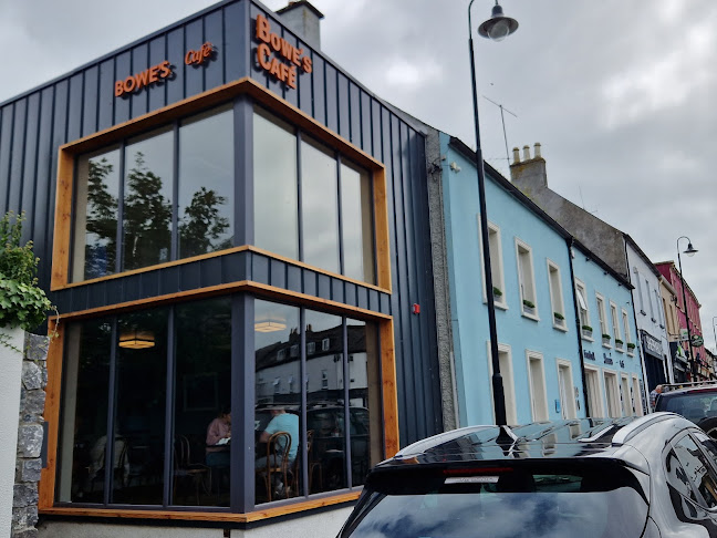 Bowe's Foodhall & Cafe