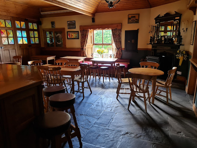 Comentarii opinii despre Leonard's Pub and Grocery