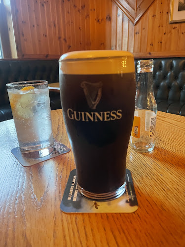 Opinii despre Keane's Bar & Grocery în Carrigaholt - Hospitality and gastronomy