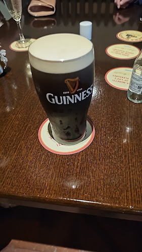 Whytes Bar and Restaurant