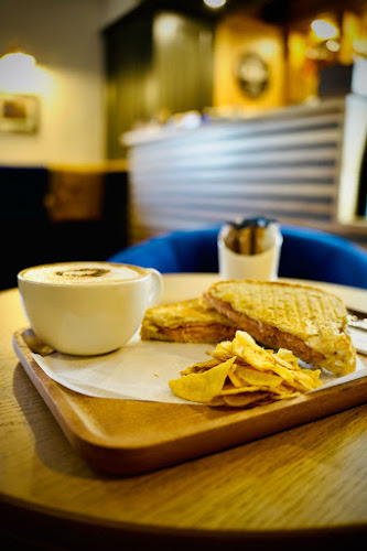 Comentarii opinii despre Logan's Bar & Lounge