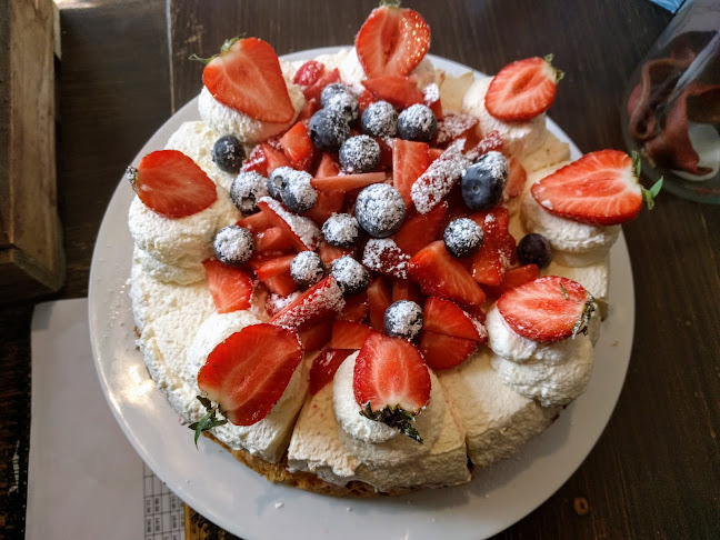 Opinii despre The Hen & Hog în Ashford - Hospitality and gastronomy