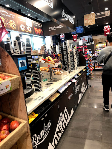 Mac's Place at the Galway Plaza