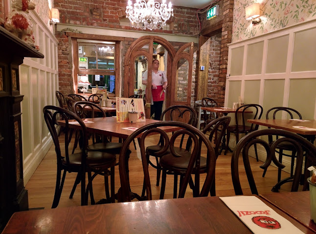 2/5 Winthrop Ave, Centre, Cork