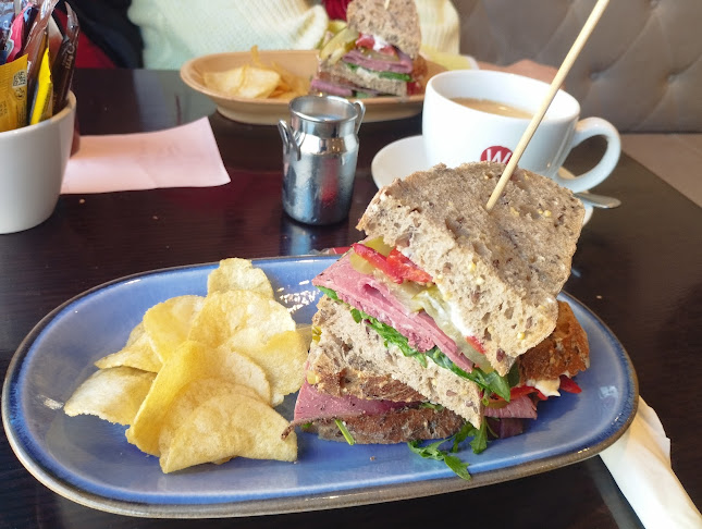 Comentarii opinii despre Latte Da