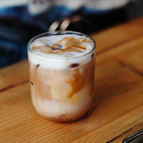 Shore Coffee Bar - Hospitality and gastronomy