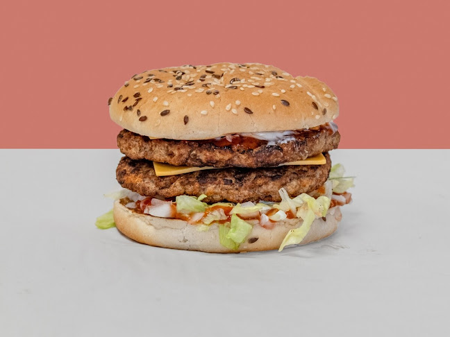 Apache Pizza Hollyhill - Hospitality and gastronomy