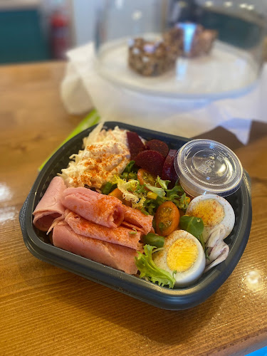 Comentarii opinii despre An Oifig