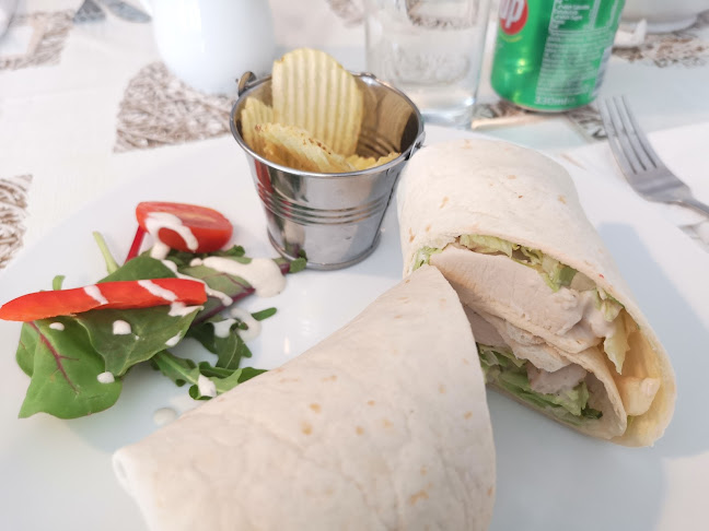 Cois Tine Café - Hospitality and gastronomy