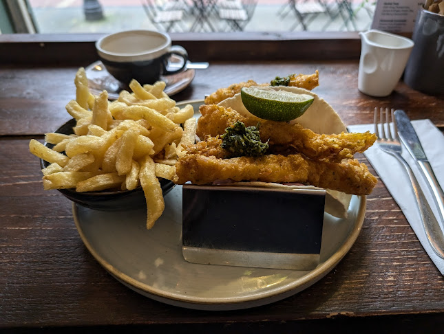 3 Earl St, Townparks, Dundalk, Co. Louth, A91 E309