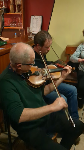 Comentarii opinii despre Gilbrides Pub