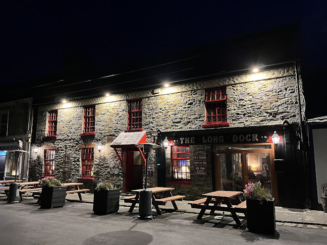The Long Dock Pub and Restaurant - Hospitality and gastronomy