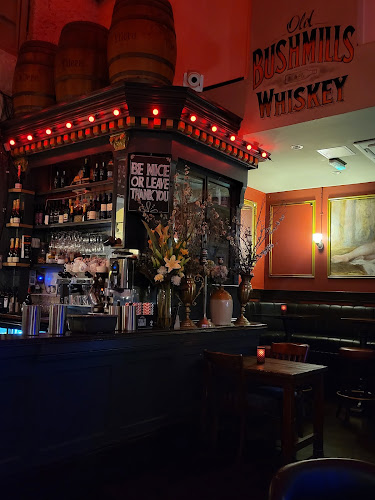 Comentarii opinii despre The Woodford