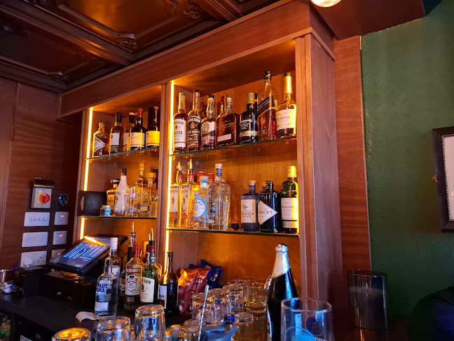 Comentarii opinii despre The Bus Bar