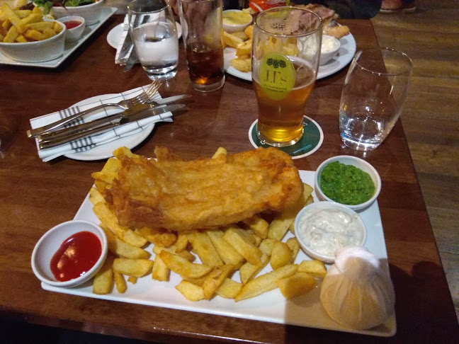 Neville's Cross Inn - Hospitality and gastronomy