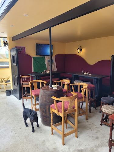 Comentarii opinii despre Clearys Bar