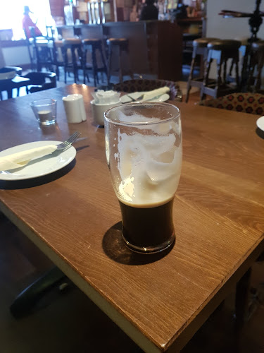 Guiry's Bar - Hospitality and gastronomy