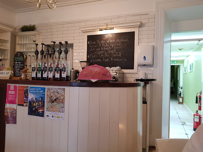 Nosh - Hospitality and gastronomy