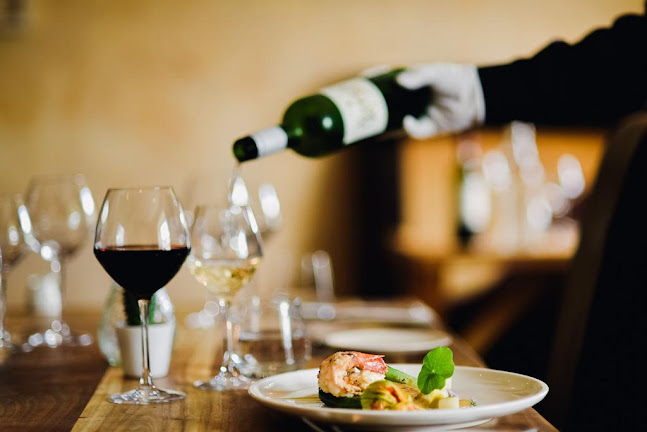 One Hundred Degrees Restaurant and Wine Bar