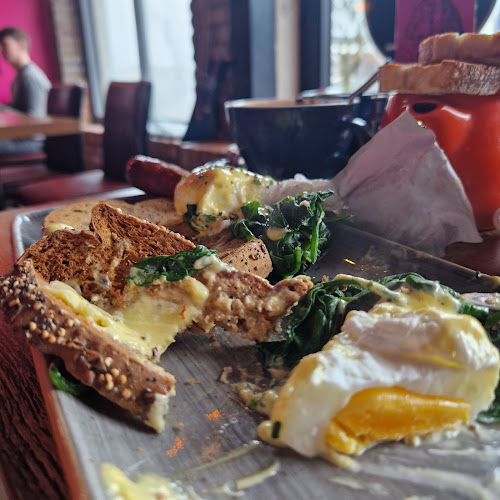 Comentarii opinii despre Lab 82 Coffee